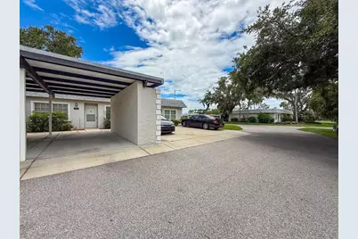 3712 Trophy Boulevard #3712, New Port Richey, FL 34655 - Photo 4