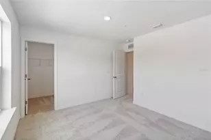 5281 Luisa Ct, Saint Cloud, FL 34771 - Photo 4