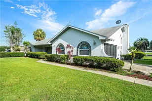 8522 Crane's Roost Dr, New Port Richey, FL 34654 - Photo 16