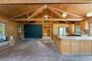 6410 Amelia Ln, Dade City, FL 33523 - Photo 12