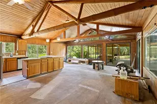 6410 Amelia Ln, Dade City, FL 33523 - Photo 10