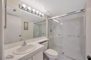 3134 Lake Pine Way, Tarpon Springs, FL 34688 - Photo 16