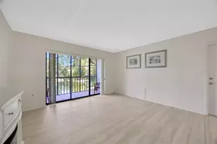 3134 Lake Pine Way, Tarpon Springs, FL 34688 - Photo 2