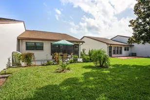 7715 Radcliffe Cir, Port Richey, FL 34668 - Photo 42