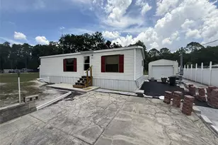 10654 Holgate St, New Port Richey, FL 34654 - Photo 2