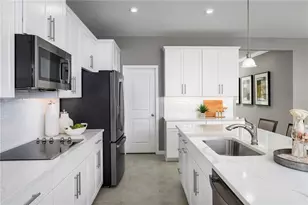 10816 SW 72nd Cir, Ocala, FL 34476 - Photo 2