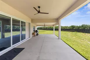 18844 Rogerland Rd, Spring Hill, FL 34610 - Photo 6