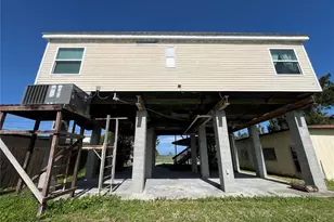 14984 Edgewater Cir, Hudson, FL 34667 - Photo 16