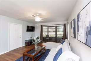 3153 Lake Pine Way, Tarpon Springs, FL 34688 - Photo 4