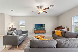 313 Argyll Dr, Spring Hill, FL 34609 - Photo 20