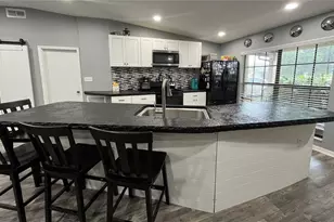 8122 Matthew Dr, New Port Richey, FL 34653 - Photo 2