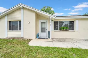 12401 Gunstock Ln, Hudson, FL 34667 - Photo 2