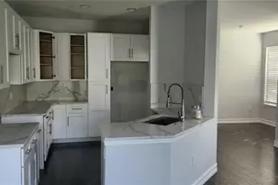27606 Pleasure Ride Loop, Wesley Chapel, FL 33544 - Photo 4