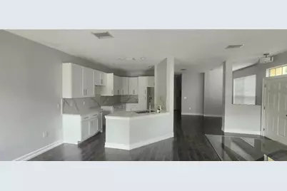 27606 Pleasure Ride Loop, Wesley Chapel, FL 33544 - Photo 2