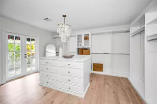 409 S Barbara Ln, Tampa, FL 33609 - Photo 10