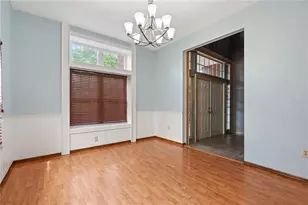 8057 Moonlight Ln, New Port Richey, FL 34654 - Photo 4