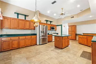 8057 Moonlight Ln, New Port Richey, FL 34654 - Photo 10