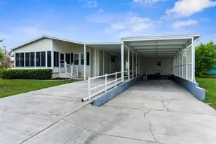 14986 Rialto Ave, Brooksville, FL 34613 - Photo 16