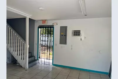 18132 Commercial Way, Weeki Wachee, FL 34614 - Photo 4