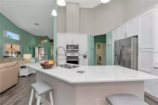 9626 Woodhollow Ct, New Port Richey, FL 34655 - Photo 10