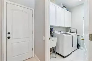 1120 Bluffs Cir, Dunedin, FL 34698 - Photo 30