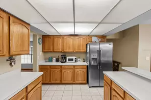 916 Whiteway Dr, Brooksville, FL 34601 - Photo 12