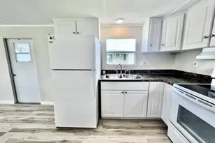 10826 Tioga Dr, Port Richey, FL 34668 - Photo 12