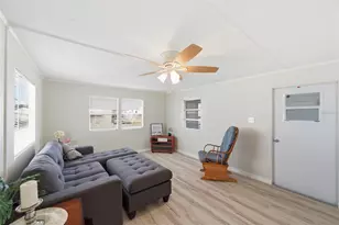 10826 Tioga Dr, Port Richey, FL 34668 - Photo 16