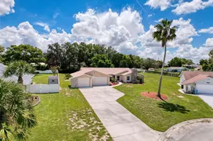 2124 Little Peach Ct, Spring Hill, FL 34608 - Photo 2