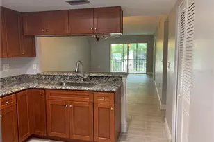 208 Palmetto Ct, Oldsmar, FL 34677 - Photo 8