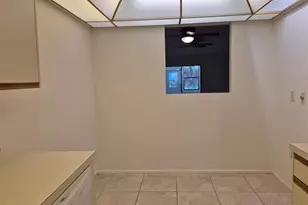 1306 Golf View Dr, Tarpon Springs, FL 34689 - Photo 6