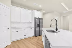 17420 Macassar Rd, Weeki Wachee, FL 34614 - Photo 8