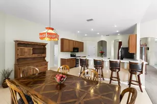 11004 Carnes St, Weeki Wachee, FL 34613 - Photo 12