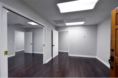 2005 Pan Am Circle, Tampa, FL 33607 - Photo 14