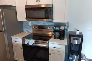 10263 Gandy Blvd N, Saint Petersburg, FL 33702 - Photo 14