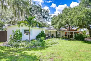 7041 Morningstar Ln, New Port Richey, FL 34652 - Photo 2