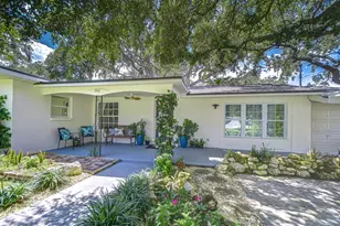 7041 Morningstar Ln, New Port Richey, FL 34652 - Photo 4