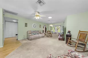 11516 Versailles Ln, Port Richey, FL 34668 - Photo 8