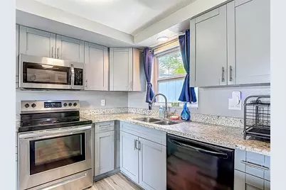 10905 Scenic Drive, Port Richey, FL 34668 - Photo 14