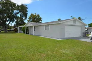 10905 Scenic Dr, Port Richey, FL 34668 - Photo 4