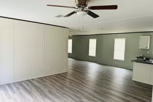 21830 SE 66th St, Morriston, FL 32668 - Photo 6