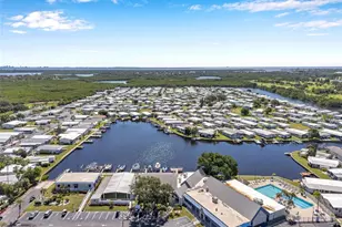 605 Mt Lancaster Ave NE, Saint Petersburg, FL 33702 - Photo 12