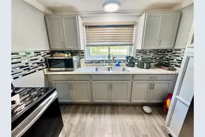 4233 Flora Avenue, Holiday, FL 34691 - Photo 12