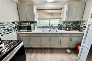 4233 Flora Ave, Holiday, FL 34691 - Photo 12