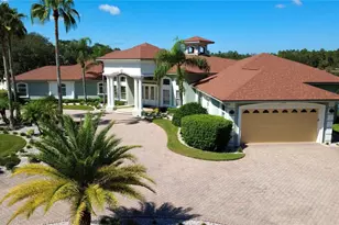 4571 Lake in the Woods Dr, Spring Hill, FL 34607 - Photo 2