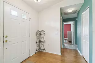 1228 Ashbourne Cir, Trinity, FL 34655 - Photo 6