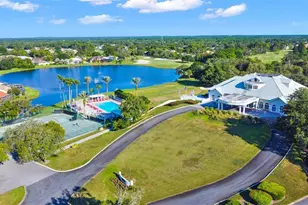 9426 Mississippi Run, Weeki Wachee, FL 34613 - Photo 2