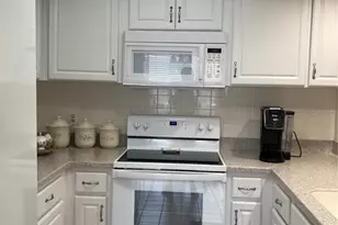 2909 Featherstone Dr, Holiday, FL 34691 - Photo 16