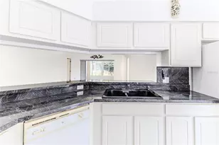 11261 McRacken Dr, Spring Hill, FL 34609 - Photo 14