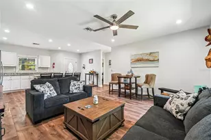 3023 Muir St, Holiday, FL 34691 - Photo 4